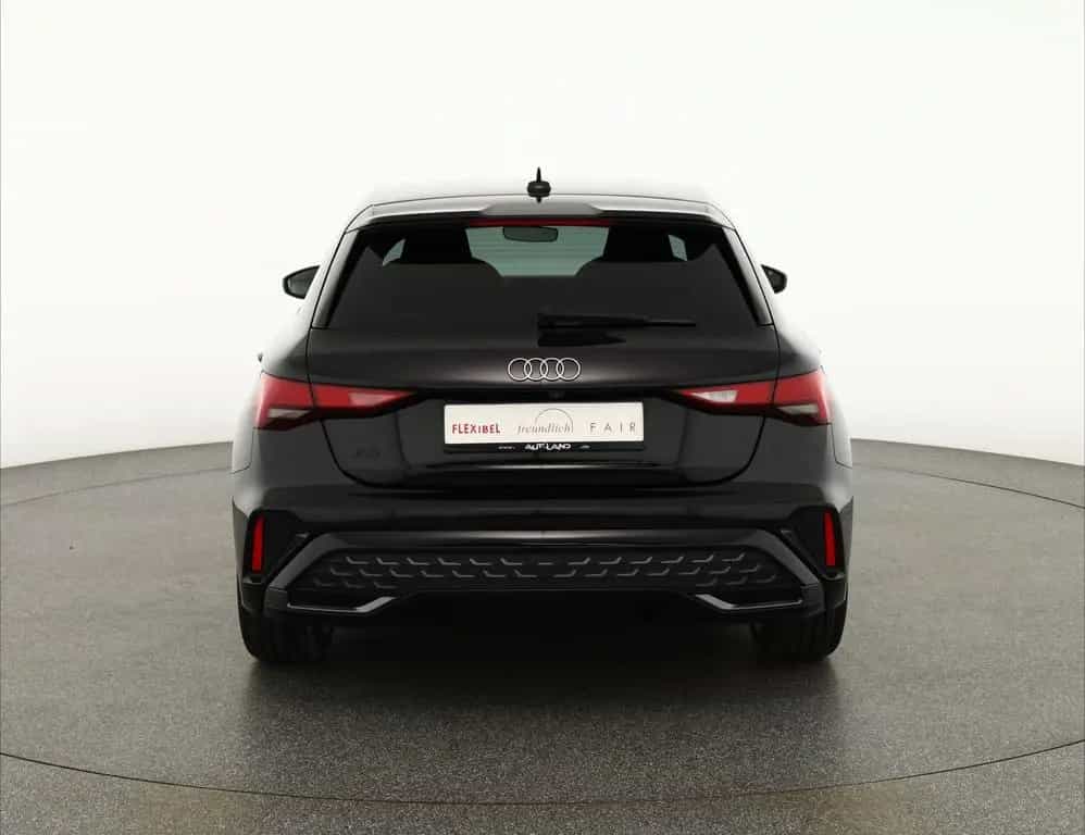 Audi A3 Sportback 35 TFSI s-tronic S-Line LED ACC Nav 09/2025-photo-1