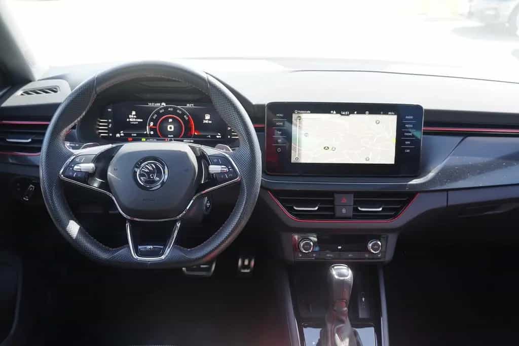 Skoda Scala 1.5 TSI Monte Carlo DSG LED Navi Panorama 03/2021-photo-10