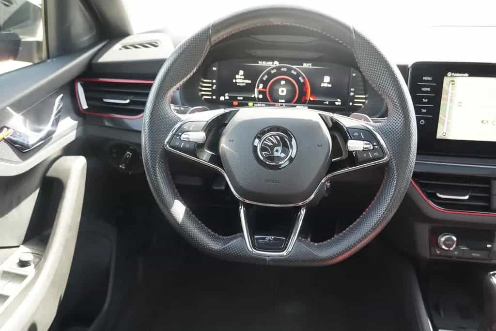 Skoda Scala 1.5 TSI Monte Carlo DSG LED Navi Panorama 03/2021-photo-13