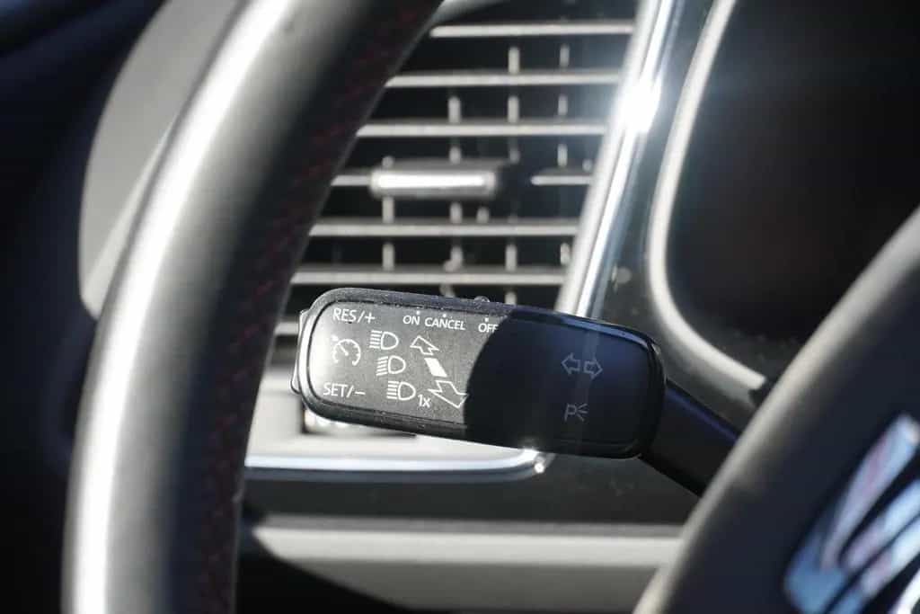 Seat Leon ST 1.4 FR LED Navi Android Apple Teilleder 08/2018-photo-18