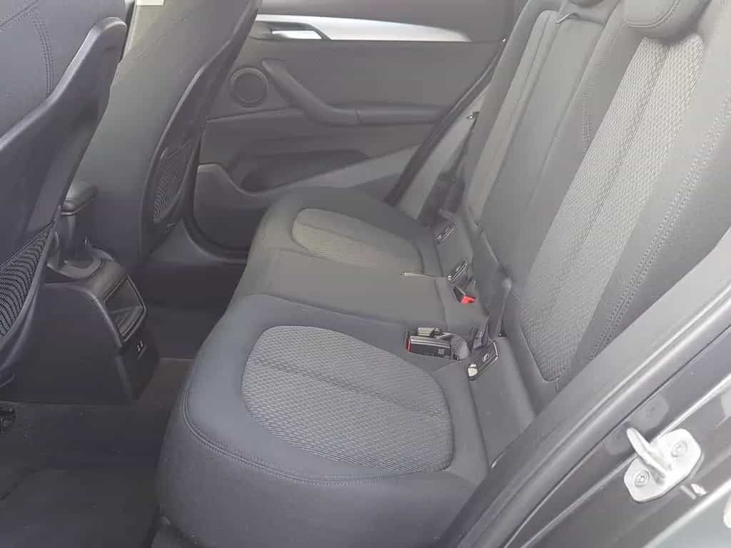 BMW X1 sDrive 18 i Klima Bluetooth Notrufassistent 04/2021-photo-7