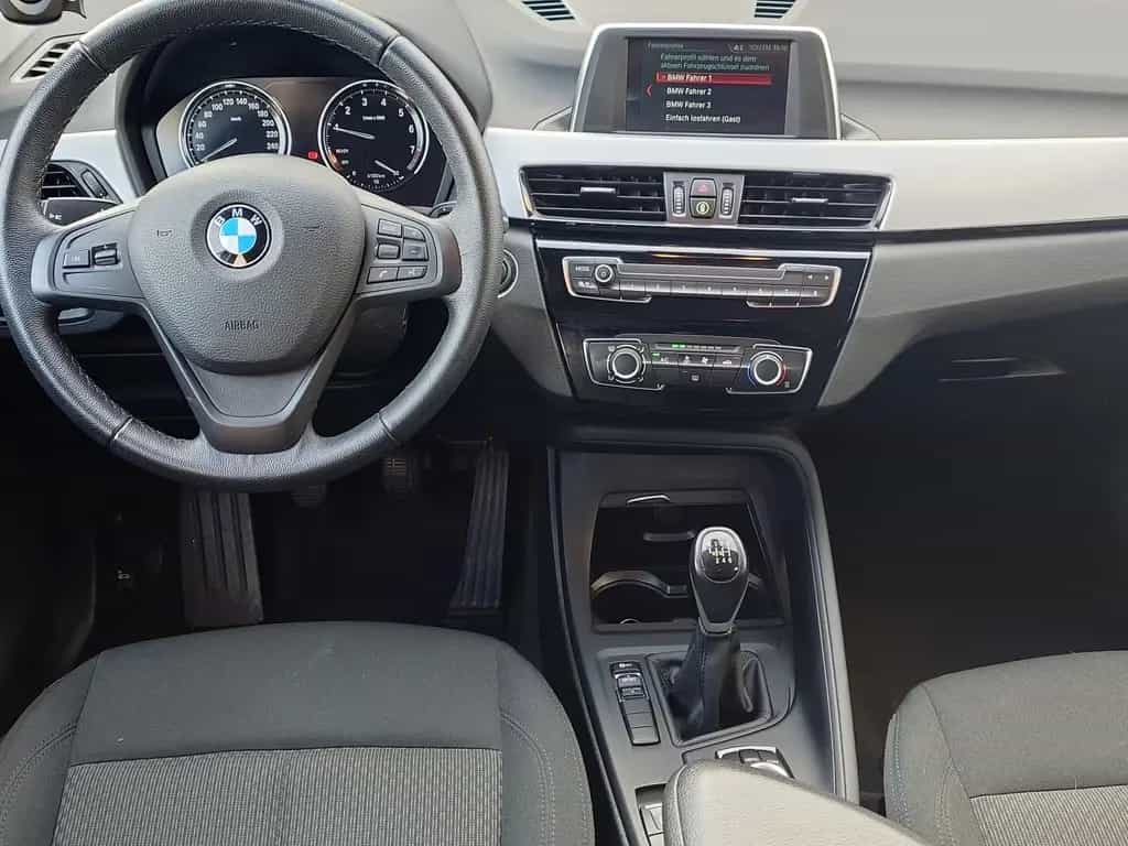 BMW X1 sDrive 18 i Klima Bluetooth Notrufassistent 04/2021-photo-8