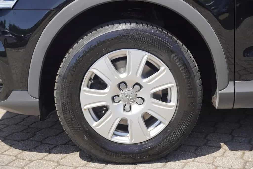 Audi Q3 1.4 TFSI Bi-Xenon Sitzheizung AHK PDC Klima 10/2017-photo-27