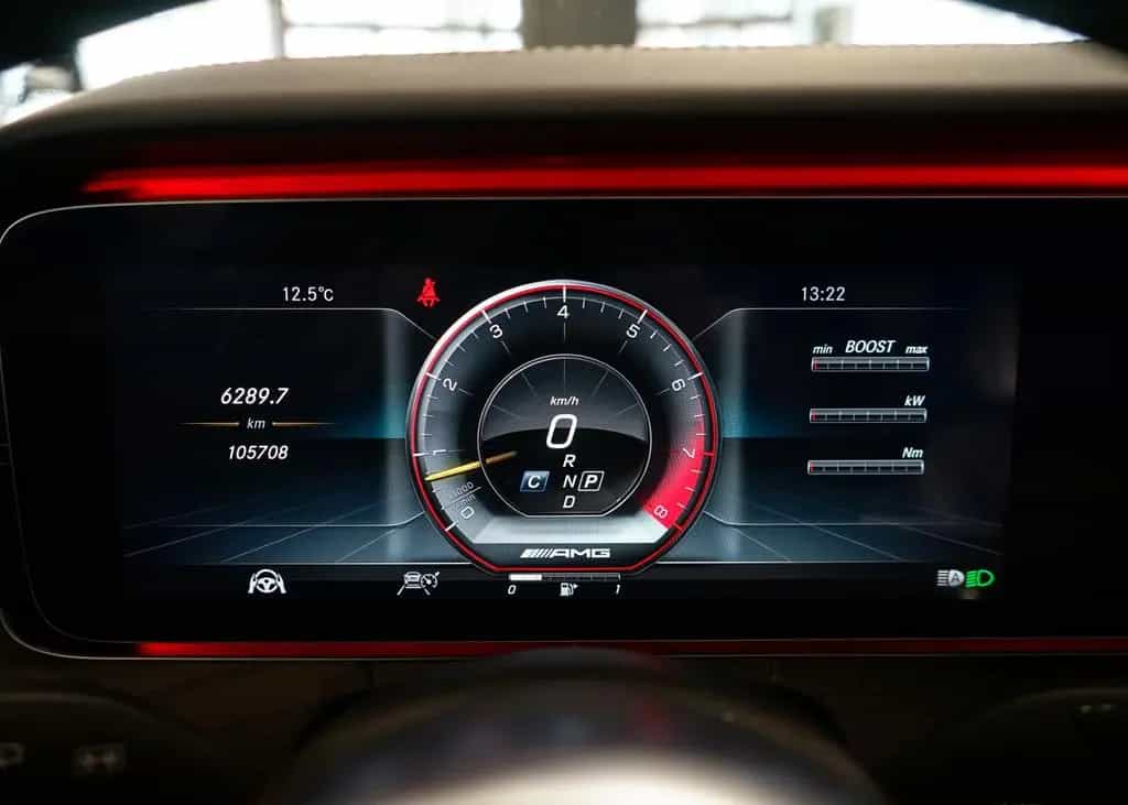Mercedes-Benz E-Class 63 AMG 4M MWST LED Widescreen Pano Burmester 08/2018-photo-24