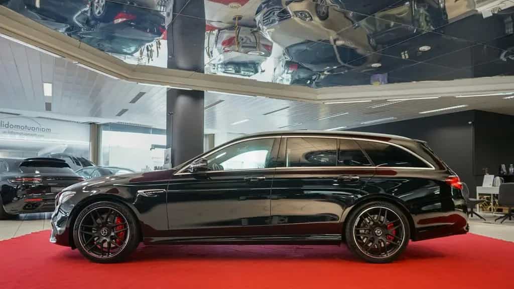 Mercedes-Benz E-Class 63 AMG 4M MWST LED Widescreen Pano Burmester 08/2018-photo-5