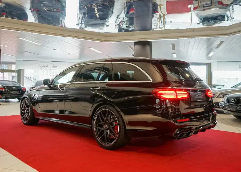 Mercedes-Benz E-Class 63 AMG 4M MWST LED Widescreen Pano Burmester 08/2018-photo-7