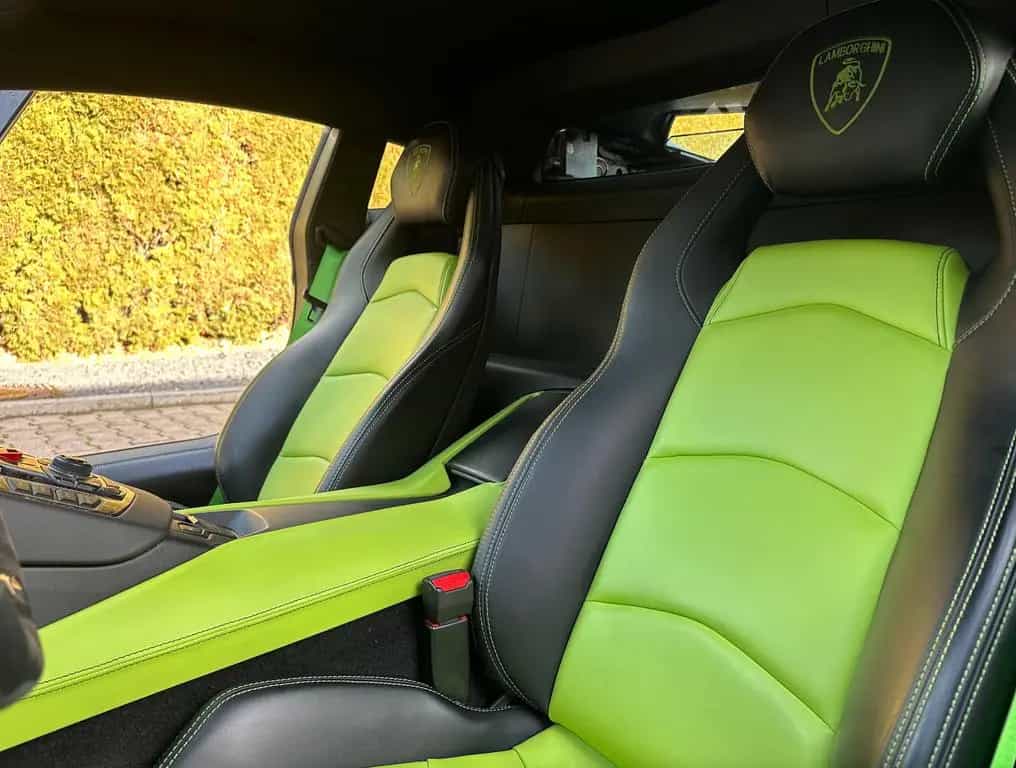 Lamborghini Aventador LP 700-4 03/2012-photo-8