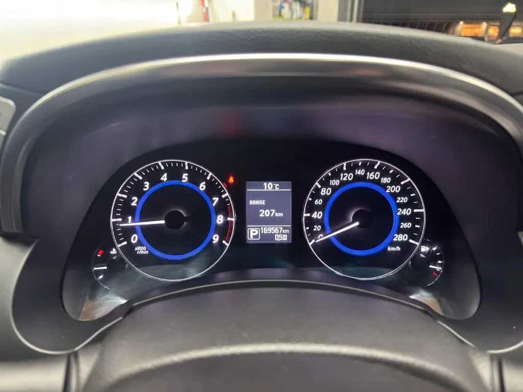 Infiniti QX70 3.7 Ultimate 09/2016-photo-11