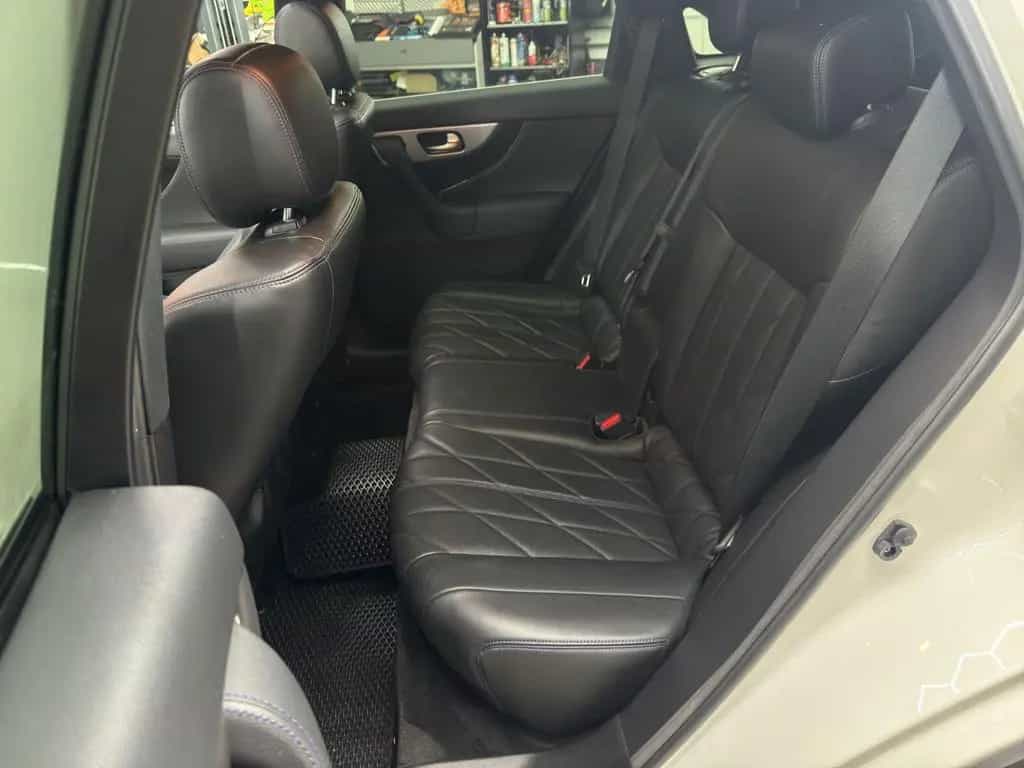 Infiniti QX70 3.7 Ultimate 09/2016-photo-12