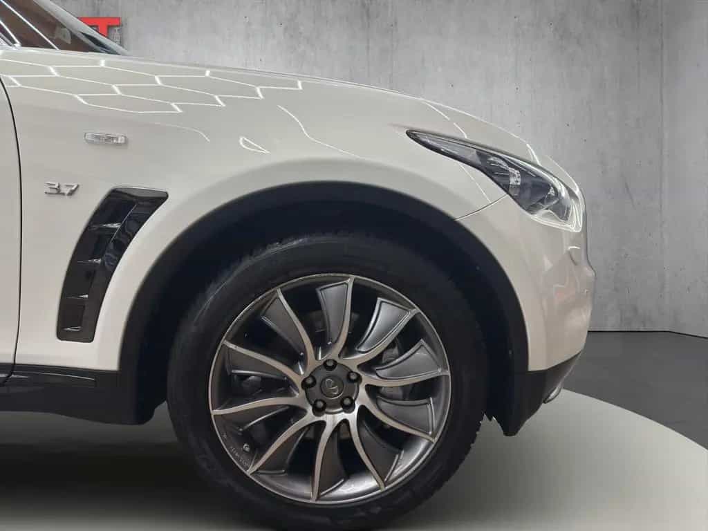 Infiniti QX70 3.7 Ultimate 09/2016-photo-23