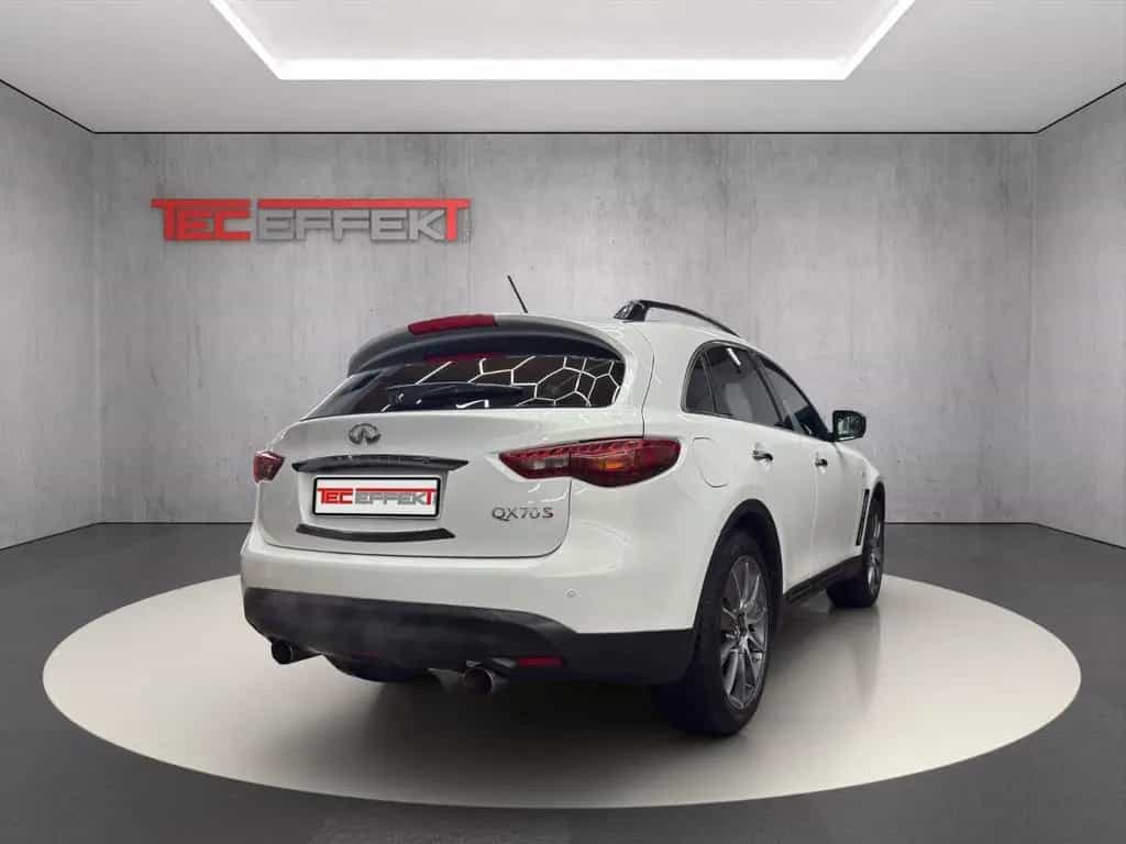 Infiniti QX70 3.7 Ultimate 09/2016-photo-4