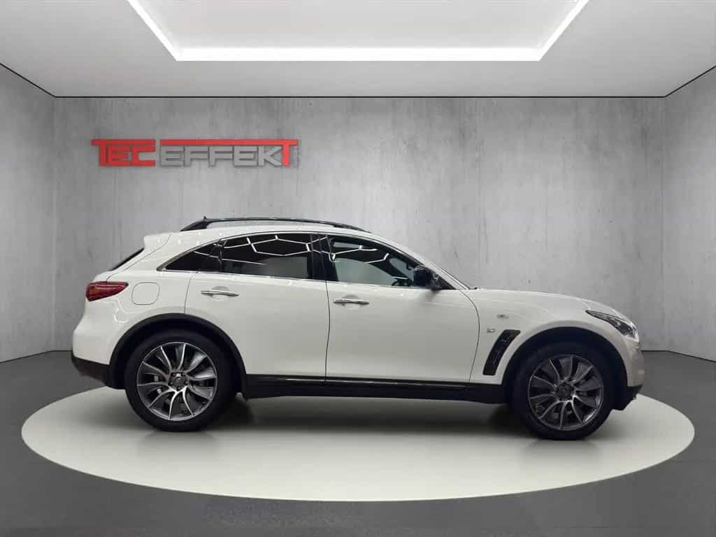 Infiniti QX70 3.7 Ultimate 09/2016-photo-5