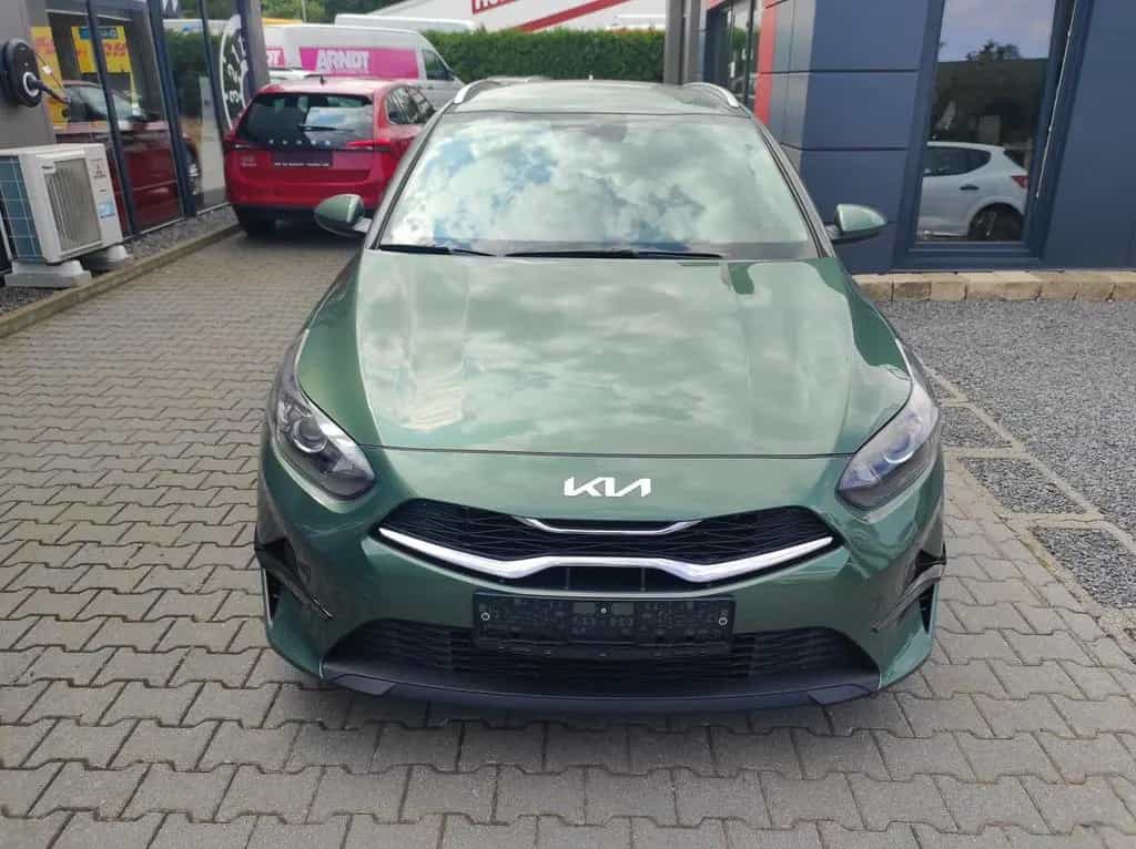Kia Ceed SW AT Spin*Navi*Shzg*Lhzg*PDC*Cam*16Zoll 10/2025-photo-0