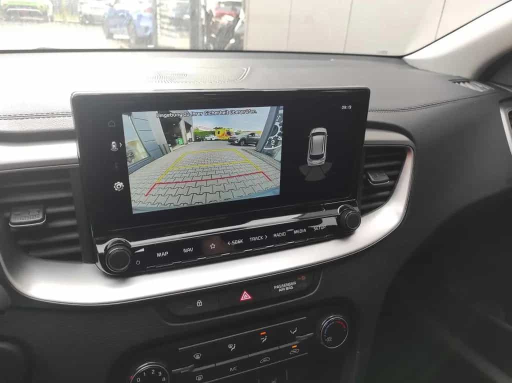Kia Ceed SW AT Spin*Navi*Shzg*Lhzg*PDC*Cam*16Zoll 10/2025-photo-10