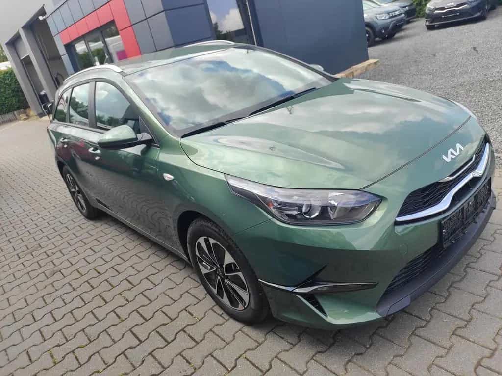 Kia Ceed SW AT Spin*Navi*Shzg*Lhzg*PDC*Cam*16Zoll 10/2025-photo-1