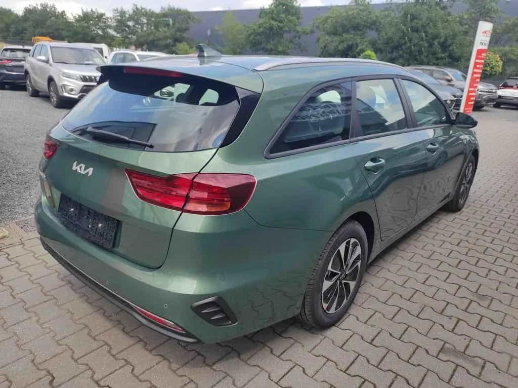 Kia Ceed SW AT Spin*Navi*Shzg*Lhzg*PDC*Cam*16Zoll 10/2025-photo-2