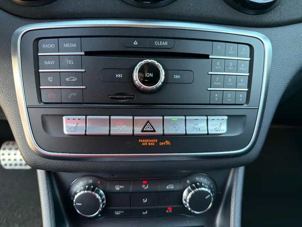 Mercedes-Benz CLA-Class 220 CLA -Klasse Shooting Brake 4Matic AMGlin 02/2018-photo-14