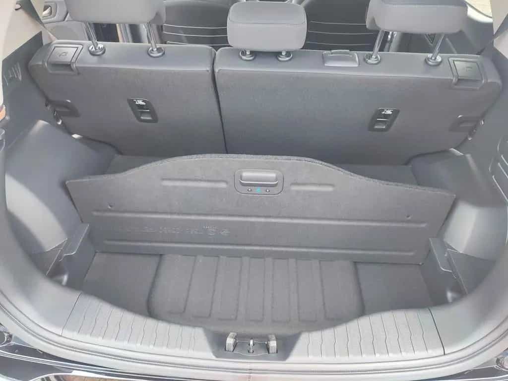 KGM Tivoli 1.5T 2WD MT Nomad null-photo-11