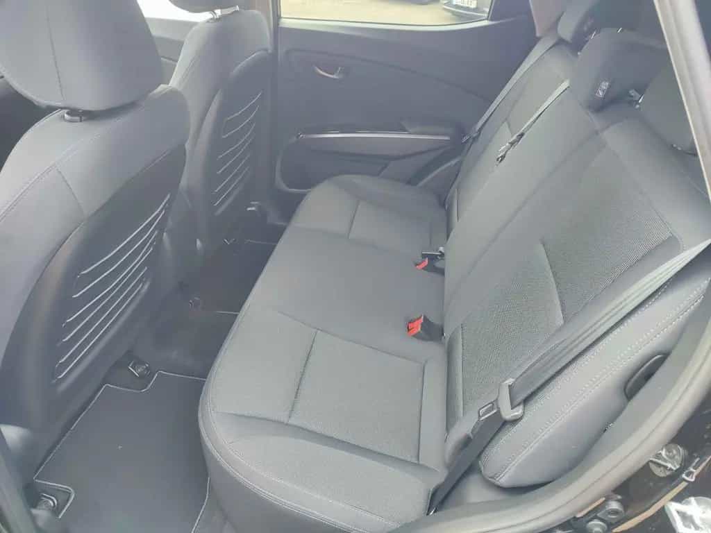KGM Tivoli 1.5T 2WD MT Nomad null-photo-8