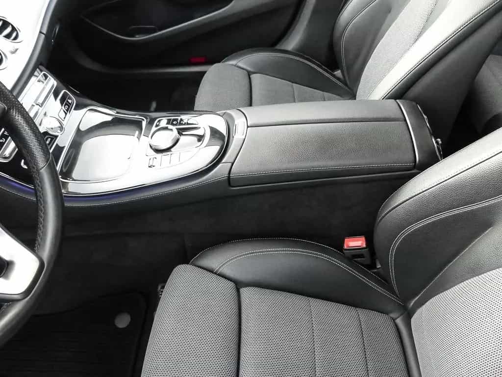 Mercedes-Benz E 200 T-Modell Niveau Navi LED El. Heckklappe Me 02/2018-photo-10