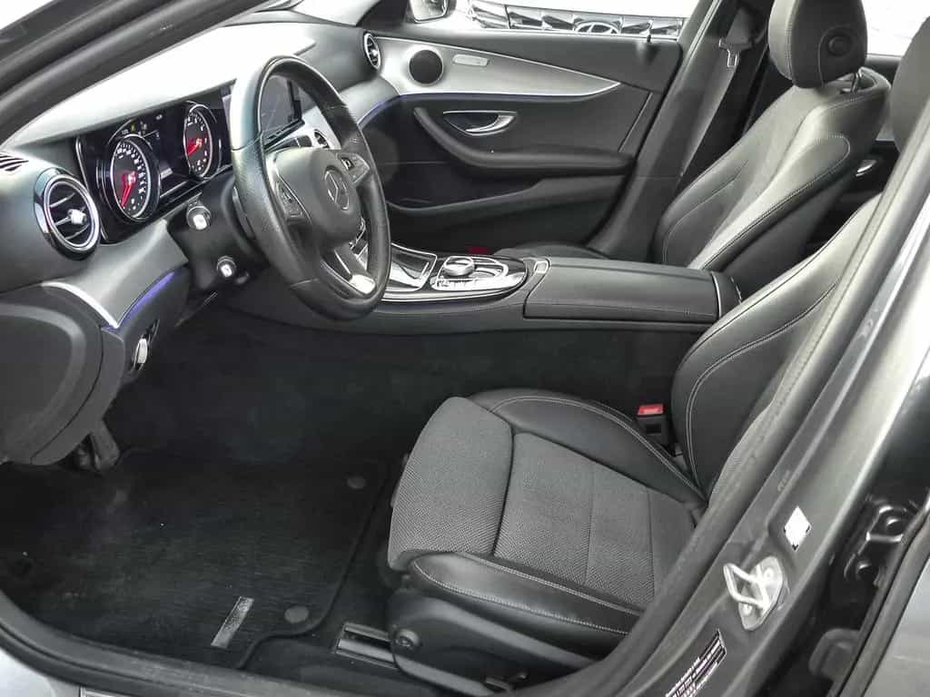 Mercedes-Benz E 200 T-Modell Niveau Navi LED El. Heckklappe Me 02/2018-photo-11