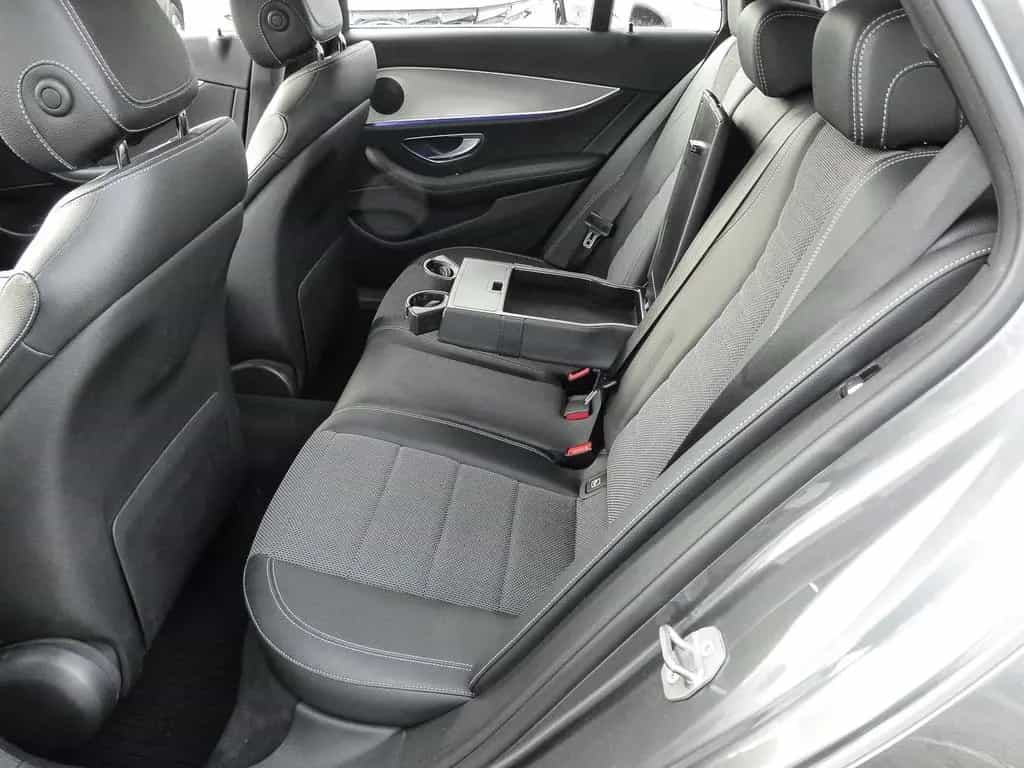 Mercedes-Benz E 200 T-Modell Niveau Navi LED El. Heckklappe Me 02/2018-photo-13