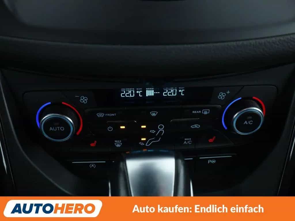 Ford Kuga 1.5 EcoBoost Titanium Aut.*NAVI*ACC*PDC*SHZ 10/2019-photo-23