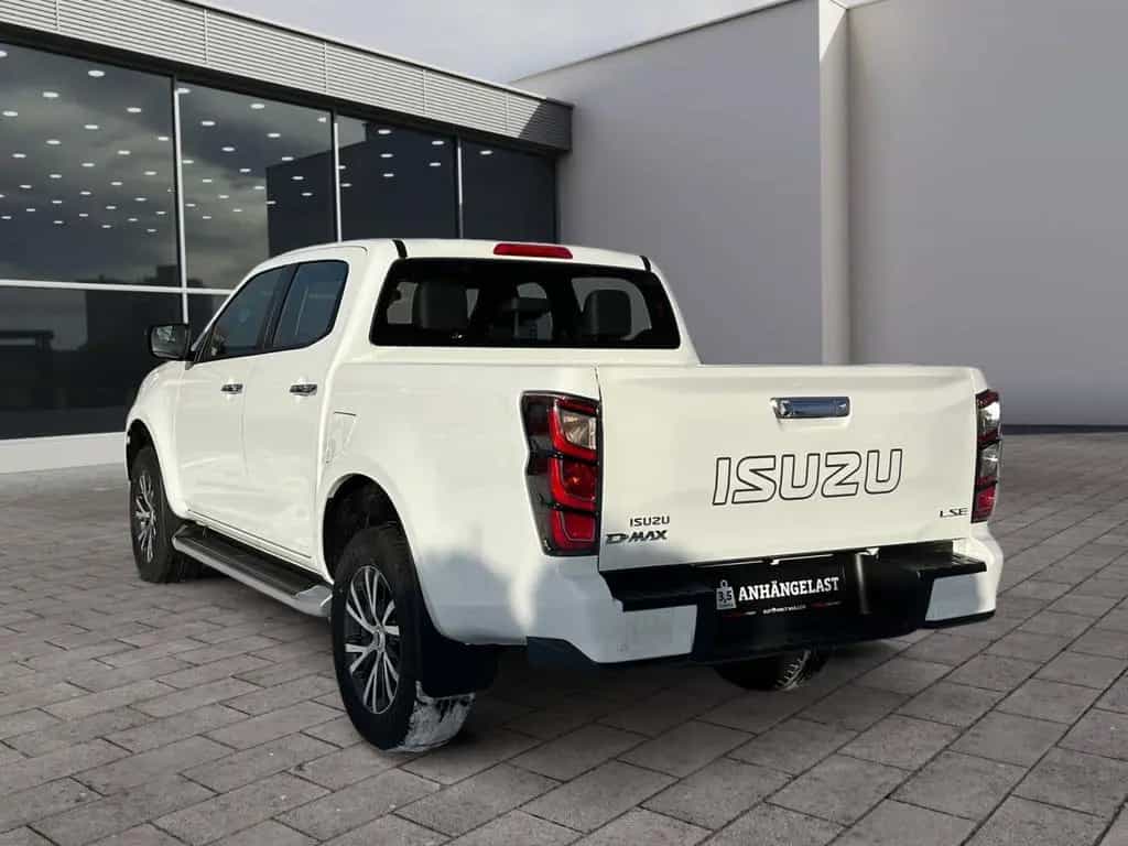 Isuzu D-Max Double Cab 4WD LSE Anhängerkupplung Laderr 01/2026-photo-3