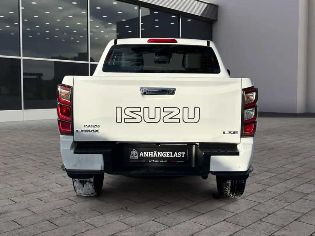 Isuzu D-Max Double Cab 4WD LSE Anhängerkupplung Laderr 01/2026-photo-4