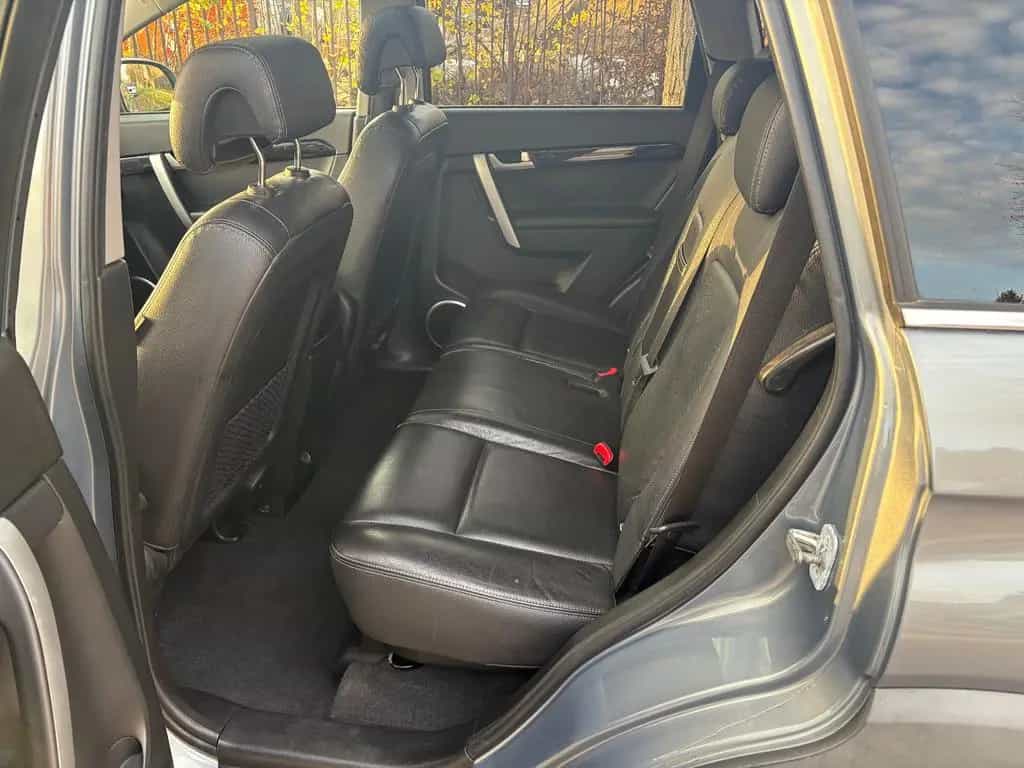 Chevrolet Captiva 2.2 D LTZ 4WD AUTOMATIK KLIMA ALU 03/2013-photo-13