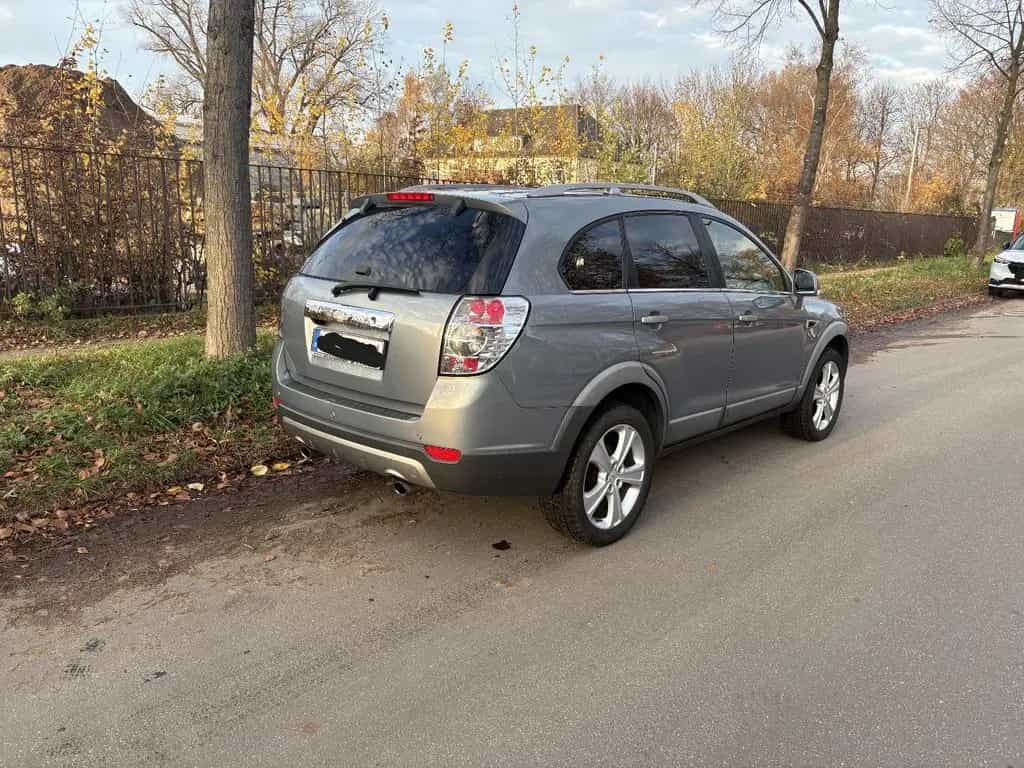 Chevrolet Captiva 2.2 D LTZ 4WD AUTOMATIK KLIMA ALU 03/2013-photo-4