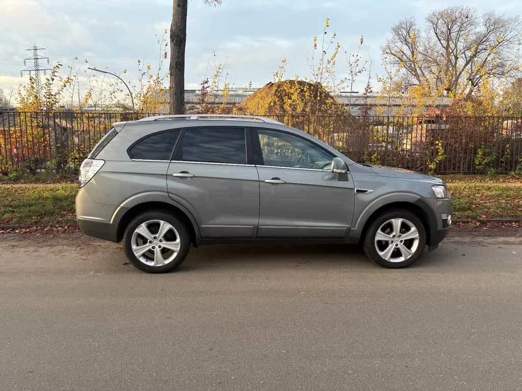 Chevrolet Captiva 2.2 D LTZ 4WD AUTOMATIK KLIMA ALU 03/2013-photo-6