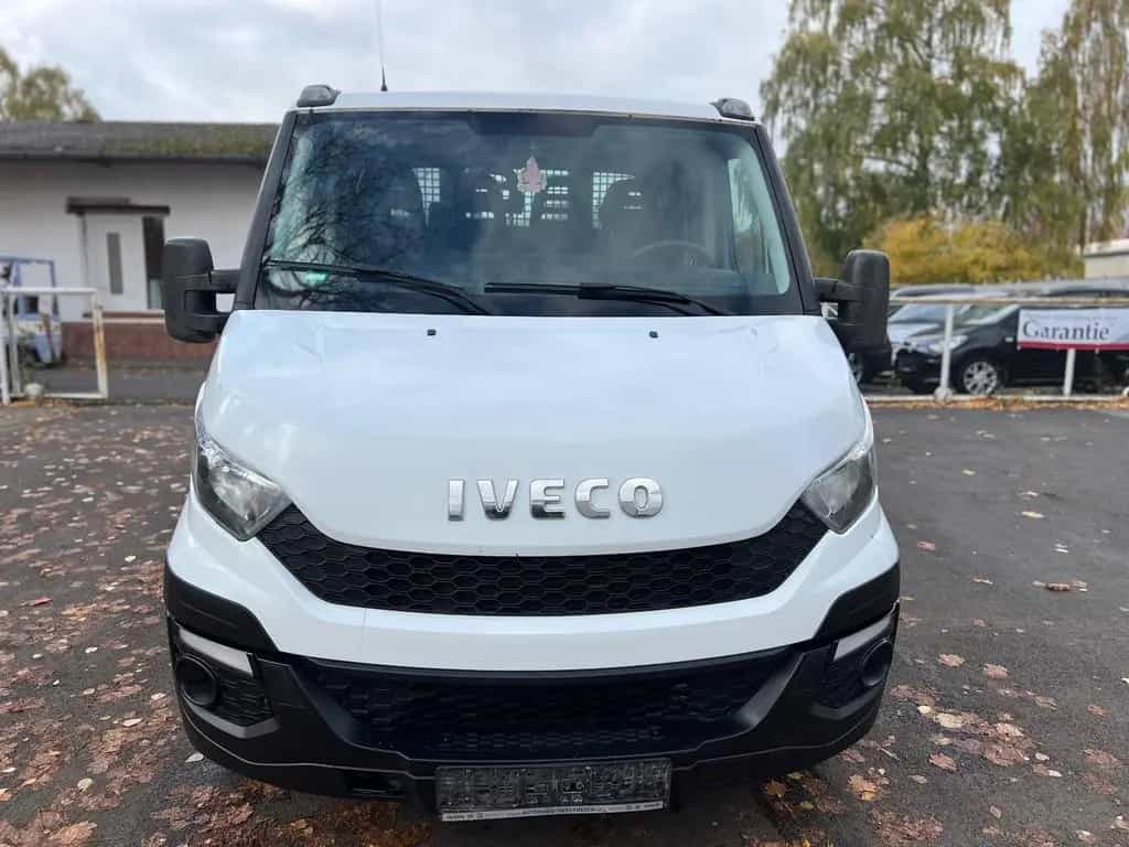 Iveco Other Daily  Doppelkabine 33 S ... TÜV-Neu 7 Sitz 09/2015-photo-1