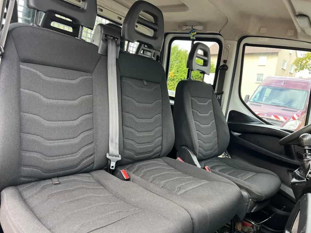 Iveco Other Daily  Doppelkabine 33 S ... TÜV-Neu 7 Sitz 09/2015-photo-18