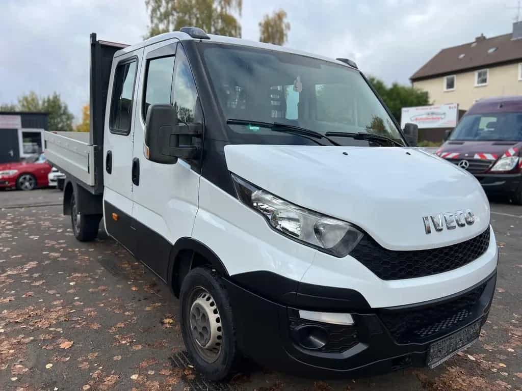 Iveco Other Daily  Doppelkabine 33 S ... TÜV-Neu 7 Sitz 09/2015-photo-2