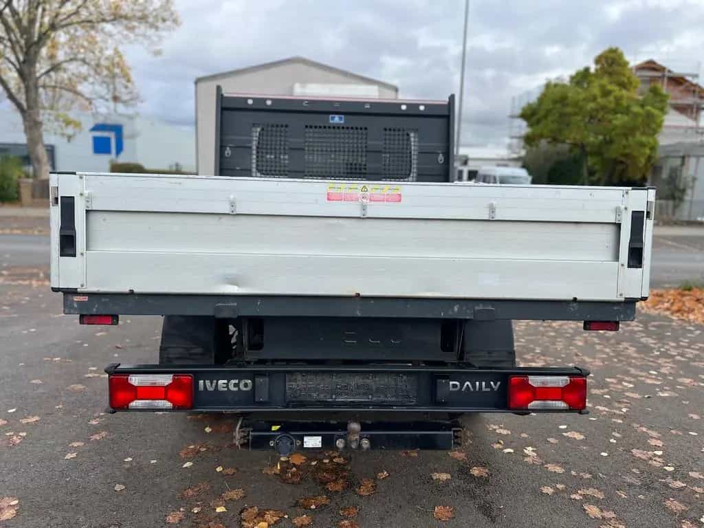 Iveco Other Daily  Doppelkabine 33 S ... TÜV-Neu 7 Sitz 09/2015-photo-4