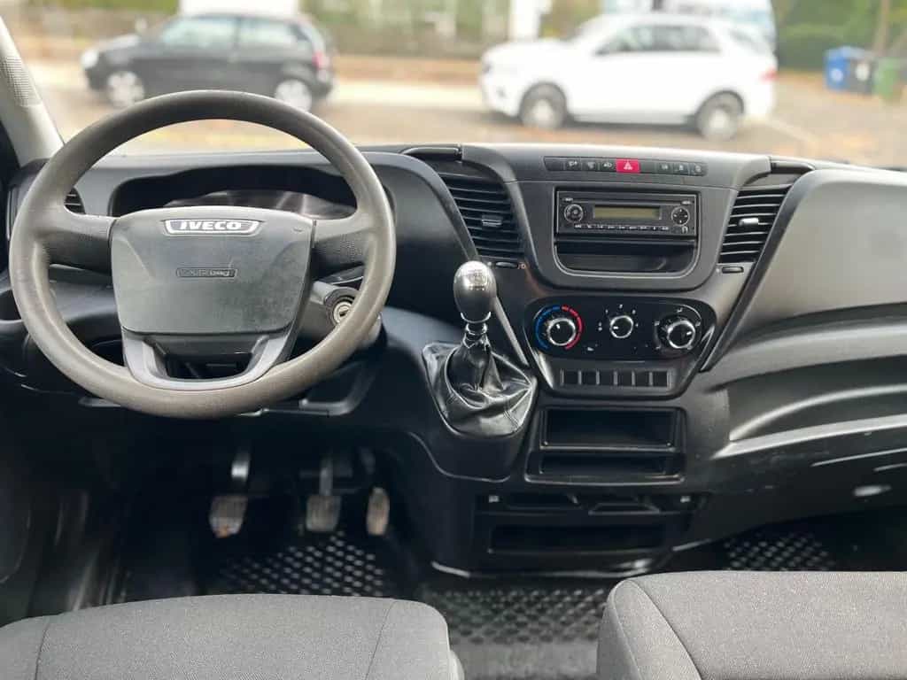 Iveco Other Daily  Doppelkabine 33 S ... TÜV-Neu 7 Sitz 09/2015-photo-8