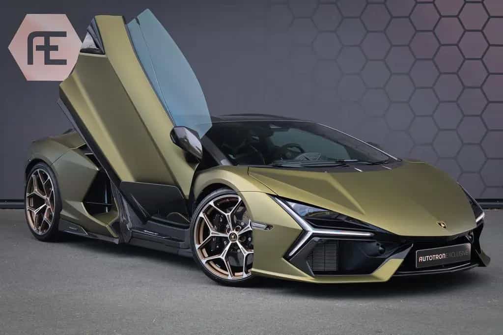 Lamborghini Revuelto | LIFT | CARBON IN & EXTERIEUR | PASSEN 01/2026-photo-14