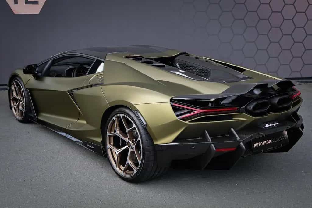 Lamborghini Revuelto | LIFT | CARBON IN & EXTERIEUR | PASSEN 01/2026-photo-7