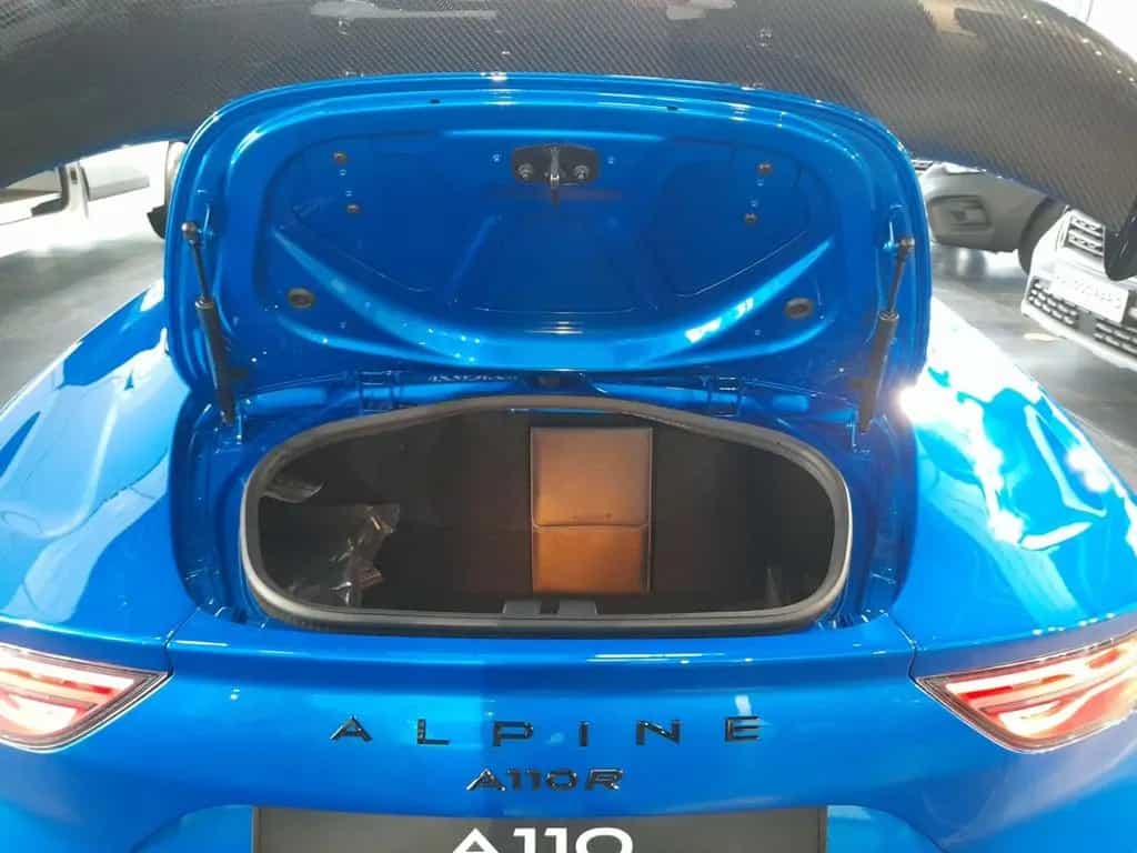 Alpine A110 R 70 Focal Premium, Ablagepaket Akrapovic A null-photo-6
