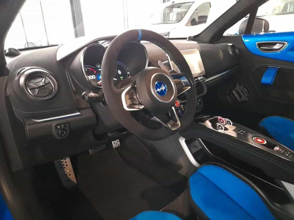 Alpine A110 R 70 Focal Premium, Ablagepaket Akrapovic A null-photo-9