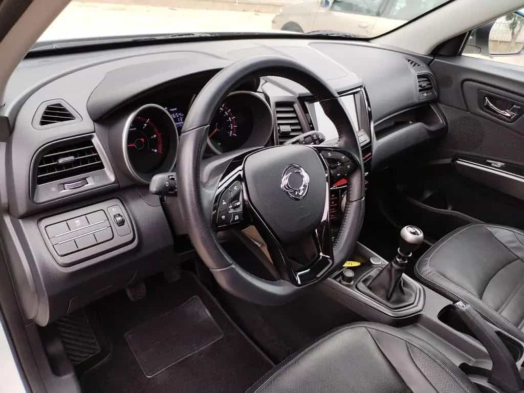 Ssangyong XLV 1.6d 2WD TETTO-NAVI-XENO 08/2018-photo-13