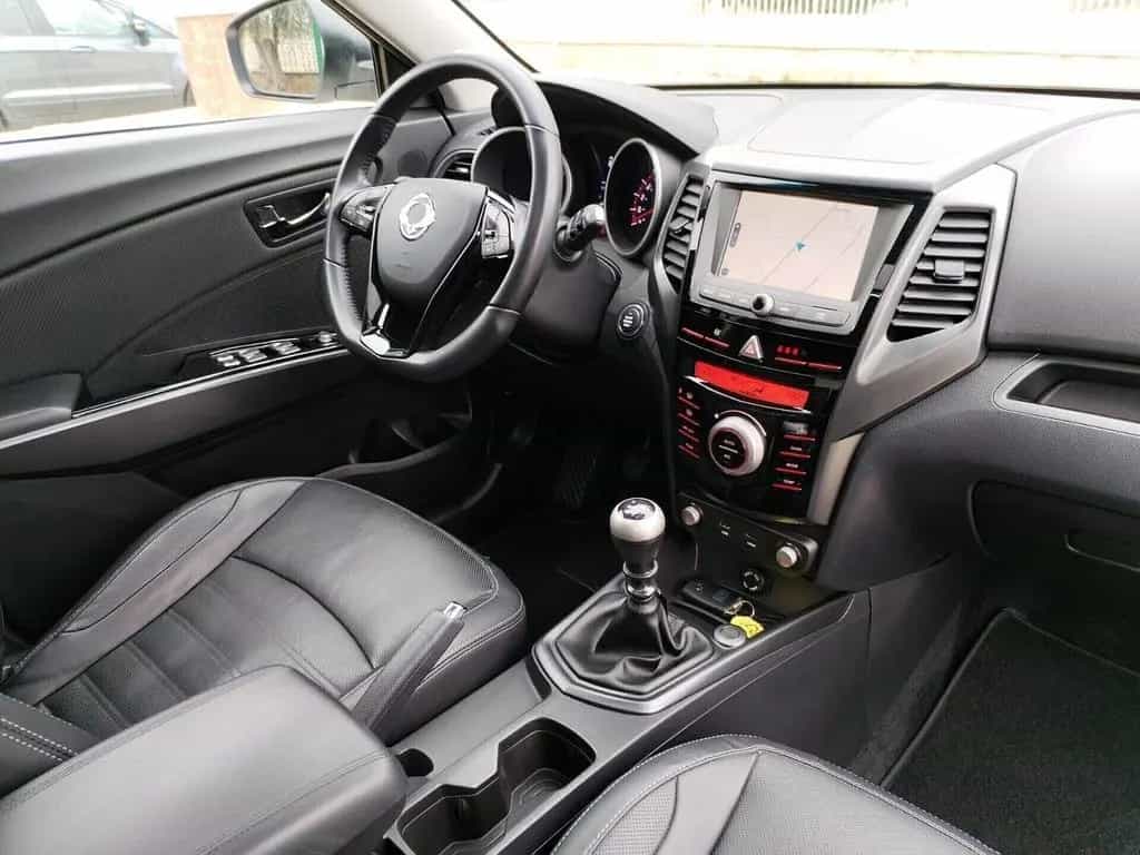 Ssangyong XLV 1.6d 2WD TETTO-NAVI-XENO 08/2018-photo-5