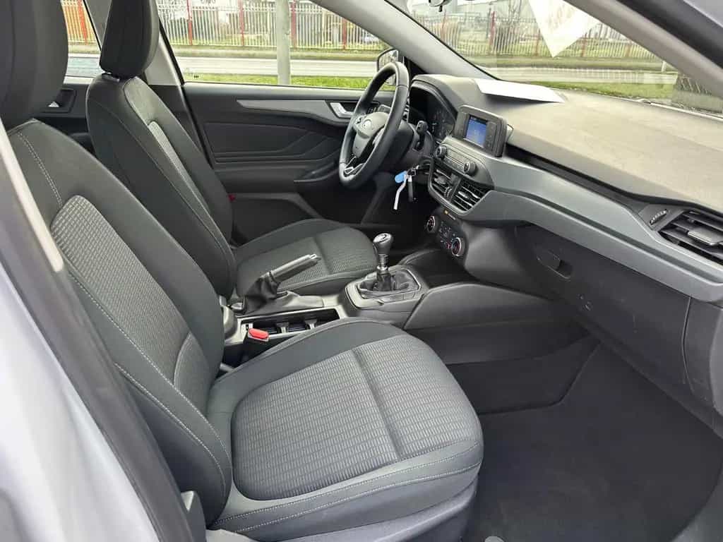 Ford Focus Lim. Trend,ALU,SCHECKHEFT,PDC 07/2019-photo-10