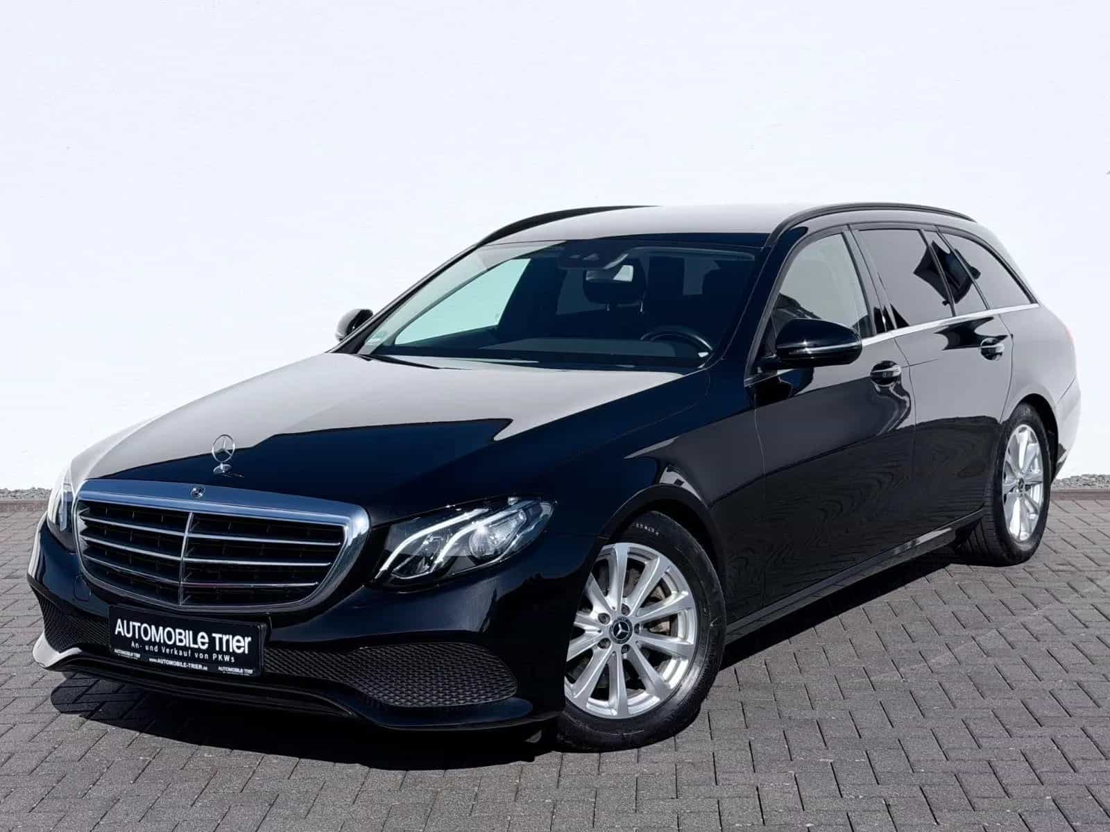 Mercedes-Benz E-Class 300 11/2019-photo-0