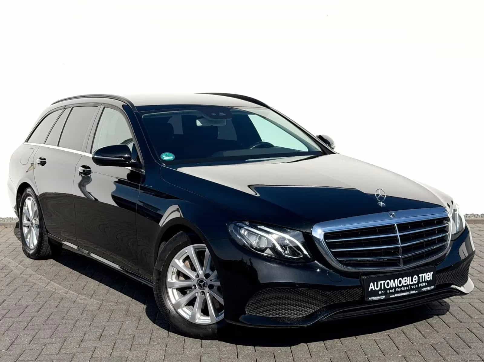 Mercedes-Benz E-Class 300 11/2019-photo-2