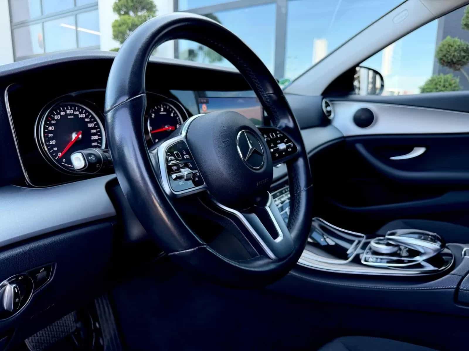 Mercedes-Benz E-Class 300 11/2019-photo-9