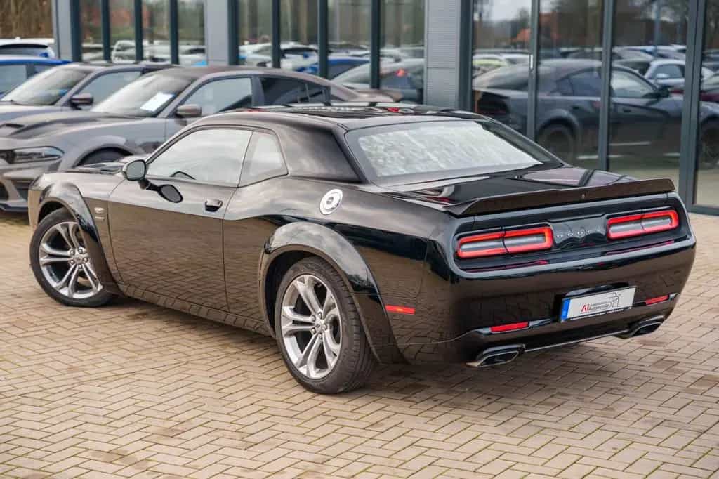 Dodge Challenger 5,7 HEMI V8 Widebody Leder LED 04/2021-photo-13