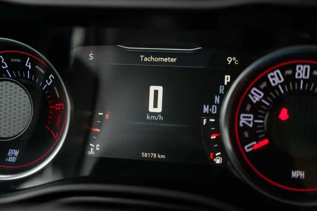 Dodge Challenger 5,7 HEMI V8 Widebody Leder LED 04/2021-photo-29