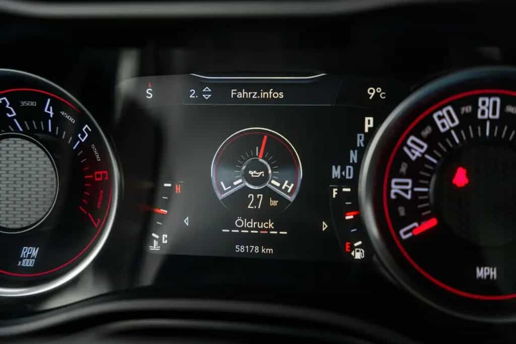Dodge Challenger 5,7 HEMI V8 Widebody Leder LED 04/2021-photo-31